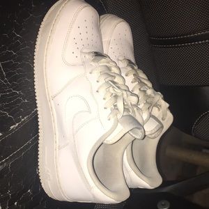 air force 1s with crease protectors, size 10.5, white.